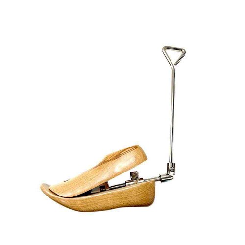 Boot instep vamp stretcher - &,